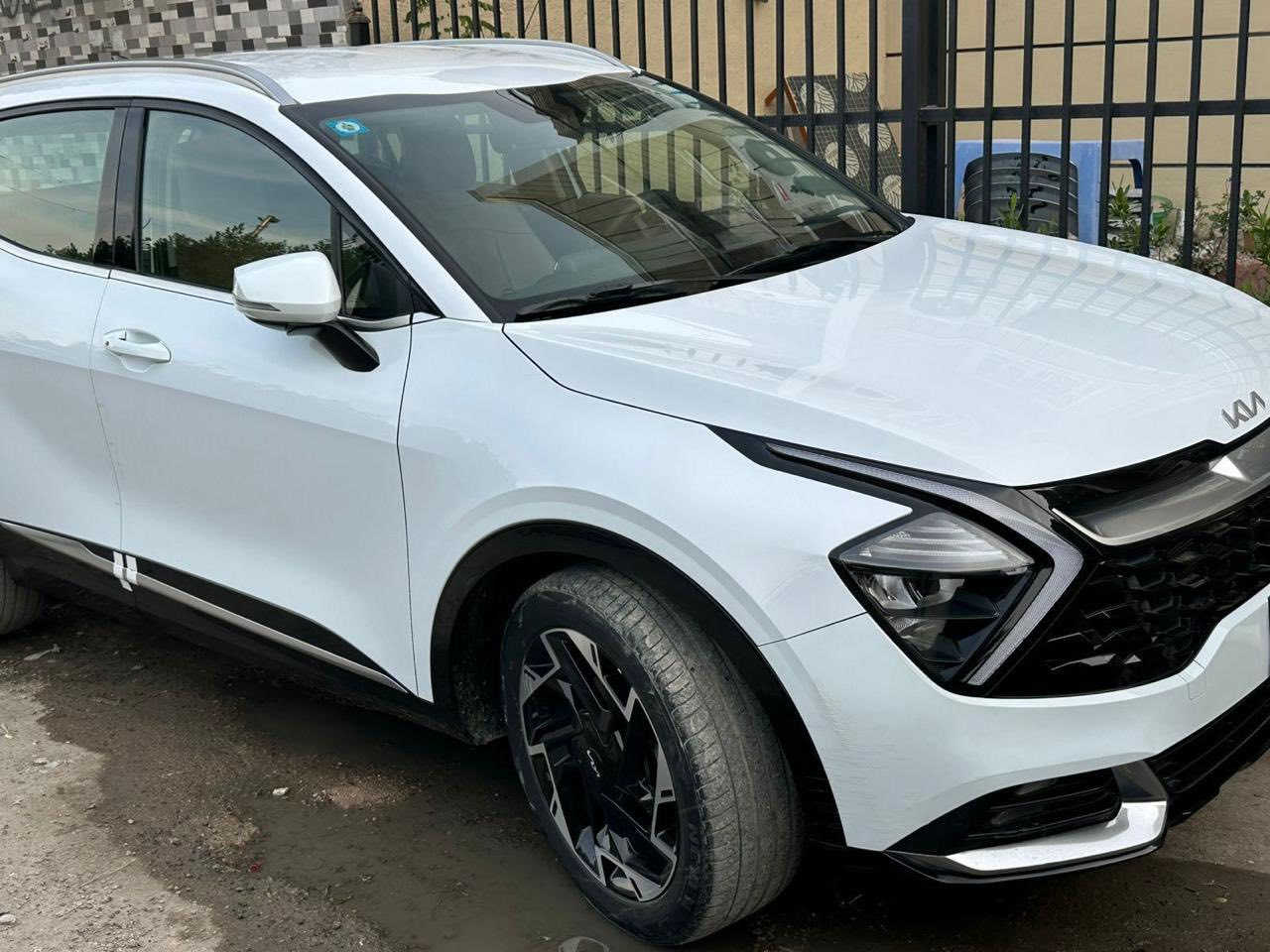 السلام عليكم سبورتج خليجي مديل ٢٣ رقم بغداد مكفولة ماشية ٢٣ المكان بغداد الشراي اتصال فقط ***********
