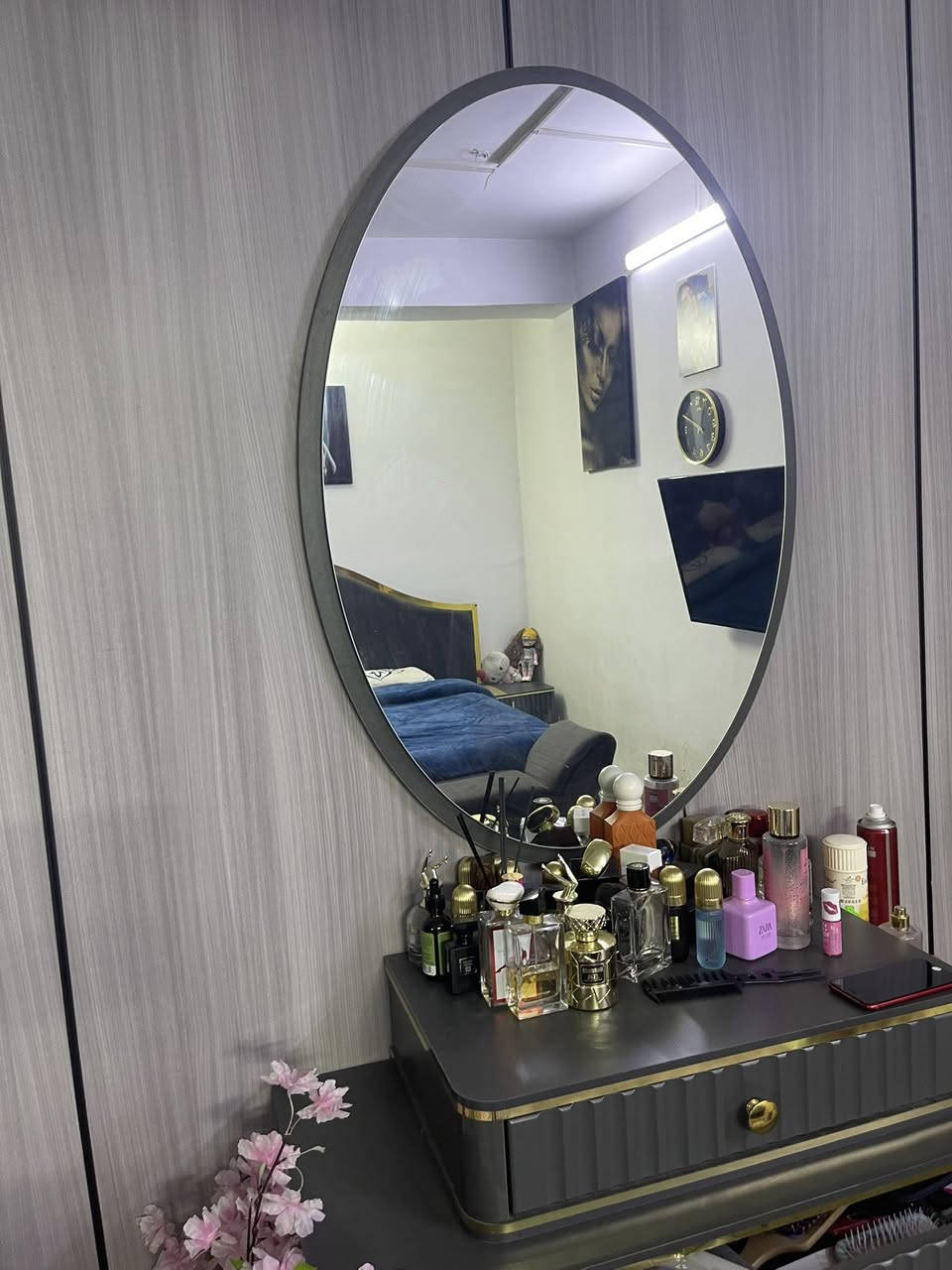 ً
غرفه نوم 9 قطع مكاني بغداد 
*********** 
السعر مليون و 150
