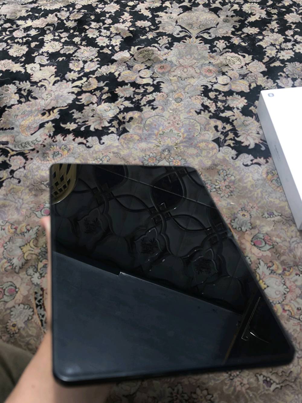 السلام عليكم ريدمي باد 6 لون اسود جهاز نضيف مستخدم قليل كامل ملحقاته ويا عنواني بغداد الشعب