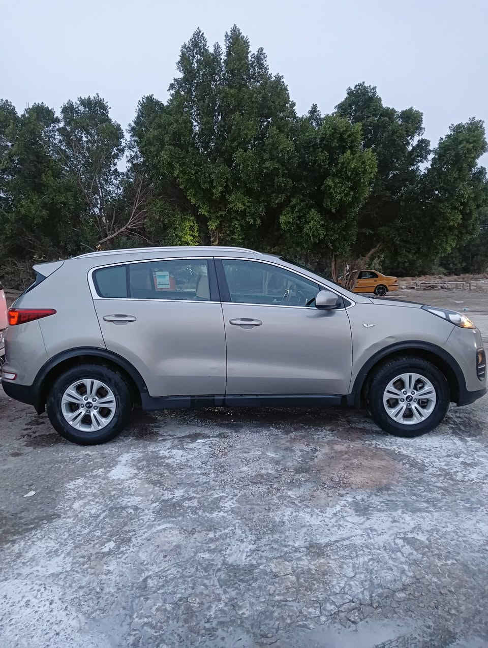 السلام عليكم لبيع سبورتج 2017 خليجي رقم قادسيه انكليزي بسمي مكينه 2000 كير مكينة حداديه تبريد شرط مكفول مكان السماوه اي استفسار عله رقم (((***********)))  مامتواجد عله نت
