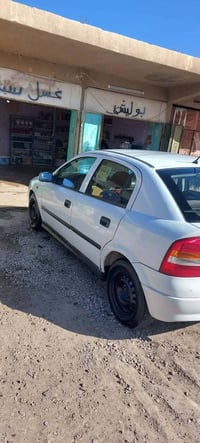 استرا • ٢٠٠٢ • بدون ضربه