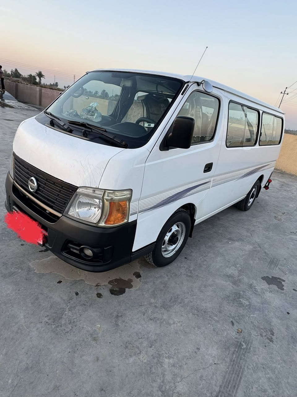 نيسان يورفان 2010 للبيع كير محرك خير من الله لا تبخير ولا تنقيص بيها الجنطه مصبوغة فقط دوشمة جديده للاستفسار اكثر  اتصل *********** المكان 
بغداد ابرهيم بن علي
