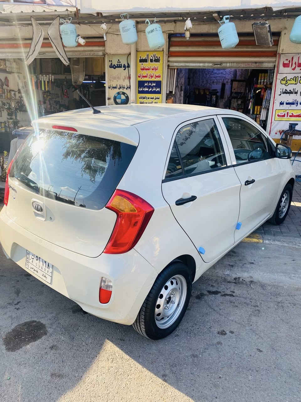 سلام عليكم بيكانتو سعر مناسب جدا 2015 رقم بغداد تحويل مباشر ب اسم بنيه بدون لا حادث ولا صبغ تخم تاير قبل كم يوم باتري جديد صدر امامي خلفي كير محرك كلشي بيه جاهز بدون نقص وموضحه بصور مكانه بغداد البياع سعره قفل 88 ورقه مابيه ولا سنت اي استفسار ***********
