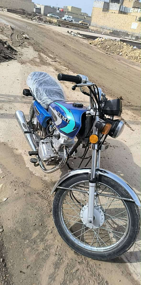 سلام عليكم شباب دراجه للبيع نامه الاصلي تعمير جديد مكفوله كفاله عامه لسعر 850      وهذه رقمي وبخدمتكم ***********
