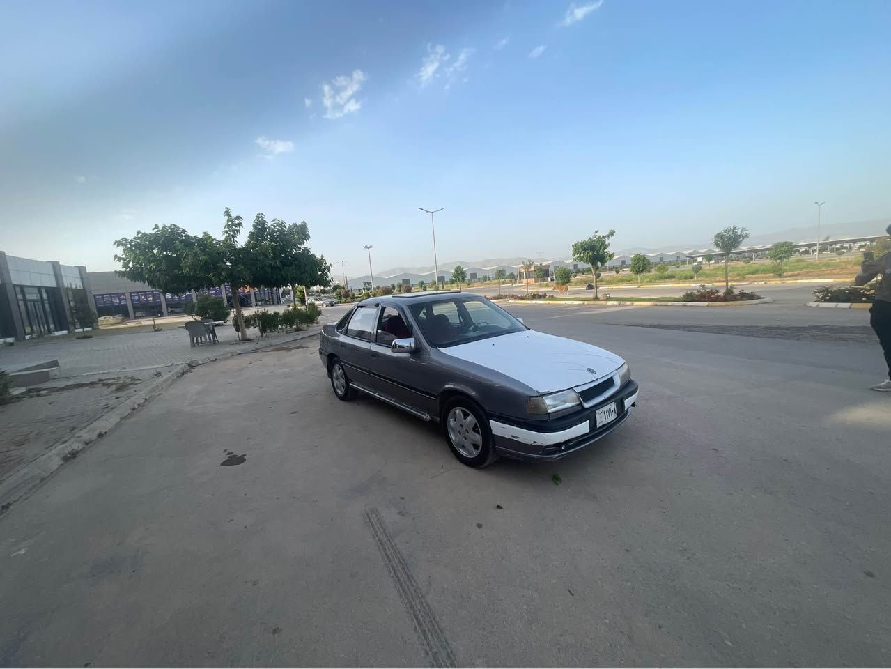 سەرەتا بەناوی خوای گەوڕەو میهرەبان❤نمونەی جوانی ئۆپڵ ڤیکترا مۆدیل 1991ئارم پلاسیک سلیمانی بەشەرتی ئارمو ئەوەلیات و موسو براوە ش بەشەرتە دەعامی بۆ دەعامی بەشەرتە گیرو مەکینە بەشەرتە مەکینە 16  و     یەک دینار مەسرە فی نیە   کارەبای گشت گیانی ئیشە کات  و چوار تایەی تازەی لەژیڕە   سحری 18گەڵاو معامەلەیەکی کەم  شوین سلێمانی ***********🚗🚗*********** السليمانية, العراق
