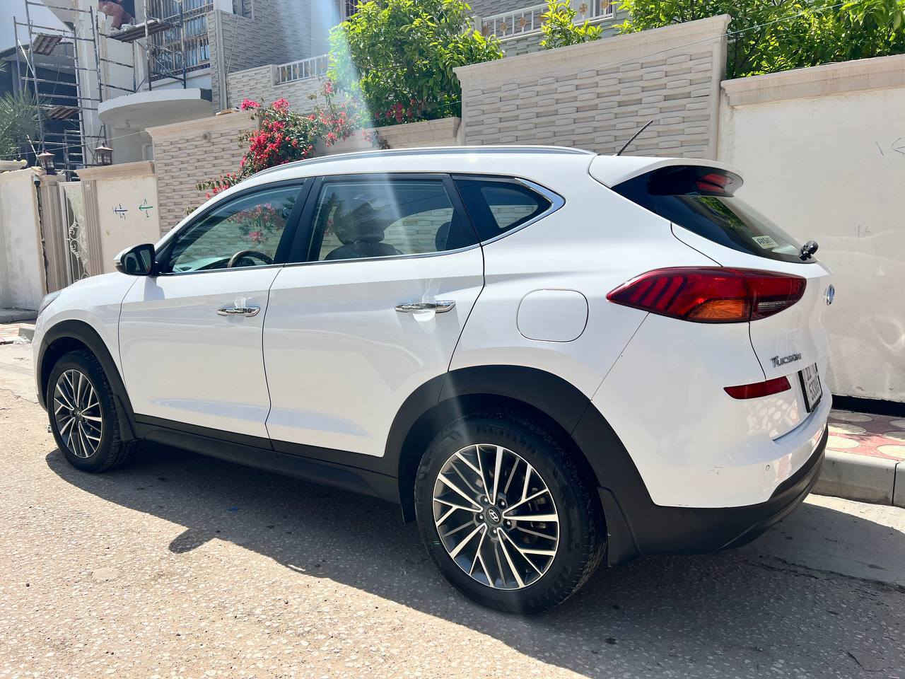 السلام عليكم 
توسان 2019 خليجي الكاصد رقم بغداد 
ماشيه 123
السونار داخل المنشور مكفوله ماعد شويه بارد 
السعر 187
مكاني بابل 
الاتصال ***********
