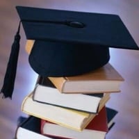توجد  دورات تقوية للطلبة لجميع المراحل من الابتدائي والمتوسط والاعدادي...