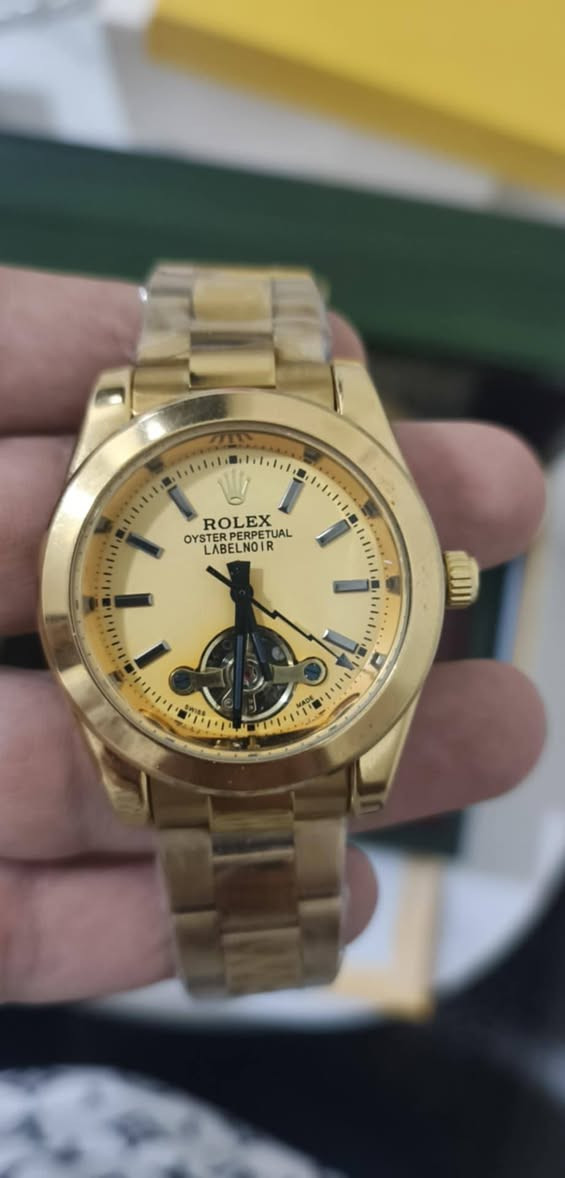 ساعات دبل مكينه طلاء ثابت ضد الماء والغبار
للاستفسار ‏‪***********‬‏. 
صاحب الساعات
