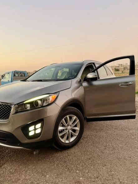 سورنتو وارد امريكا محرك ٢٤٠٠ جي دي اي ٤ سلندر ٧ راكب  حادث خفيف موديل ١٧ رقم بغداد باسمي رقم دولي سنويه لغاية ٢٩ هزه جديدة بيها ٤ قطع صبغ سونار موجود سبب الصبغ خدوش السعر ١٦٣ بيها مجال للتواصل .*********** مكان السياره بغداد
