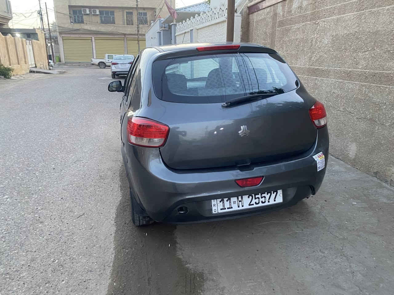 سياره للبيع 
ايرانيه صنع موديل 2018رقم بغداد مميز 
سياره مابيها اي نقص جاهزه من كلشي 
باسمي سياره
***********
