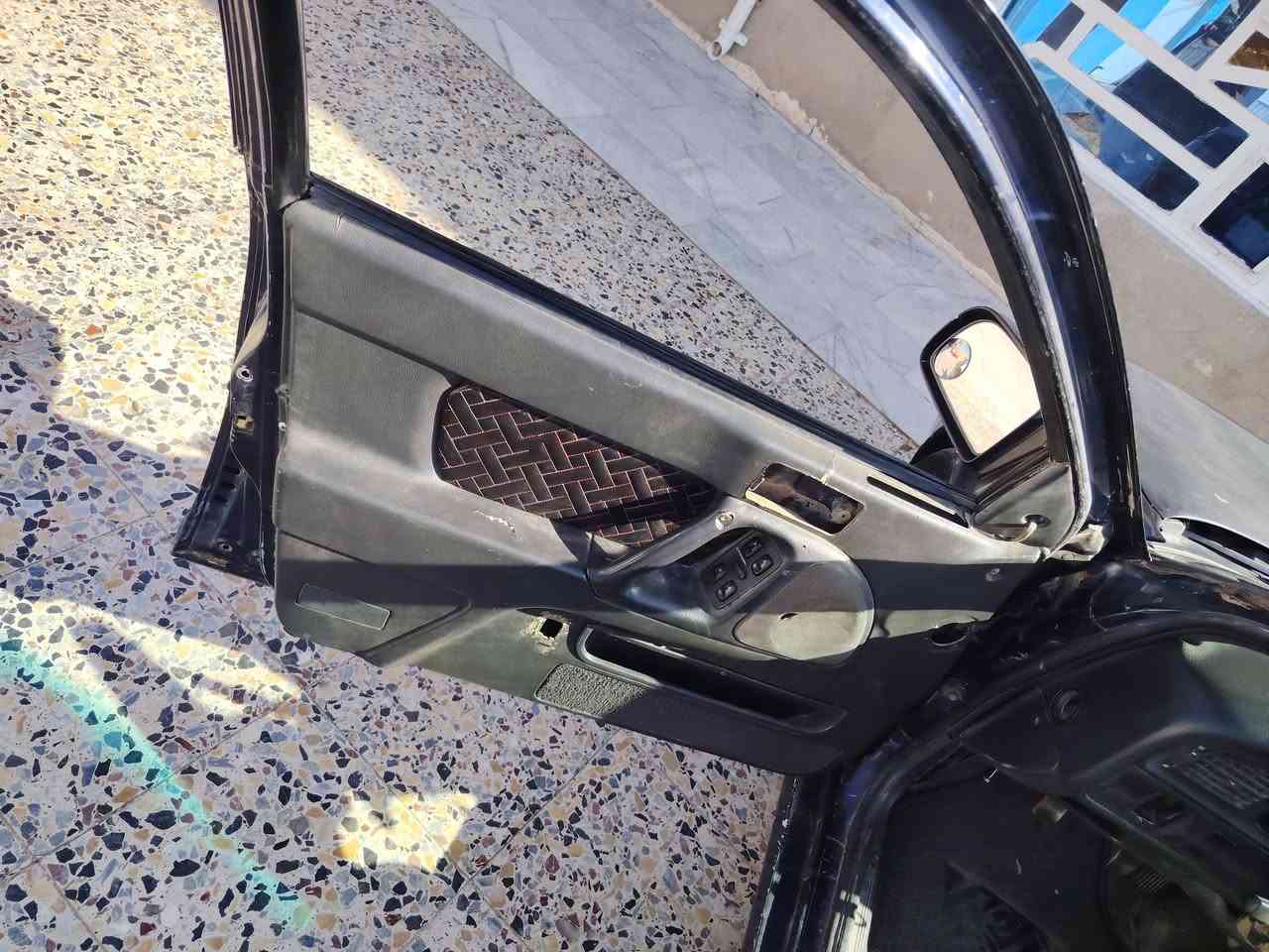 للبيع سيارة النترا دمعة موديل 94
كهربائيات كاملة وشغالة بس مشكلة ​محرك السيارة بيها  خيط تبخير بالمكينة حبيت أذكرها للأمانة حتى يكون المشتري على بينة
​السيارة جاهزة للتحويل ثاني يوم، والمعاملة مباشرة السعر18 وبيها مجال العنوان بعقوبة حي المعلمين 
​للمزيد من التفاصيل أو المعاينة يرجى المراسلة أو الاتصال على الرقم [ ]***********
