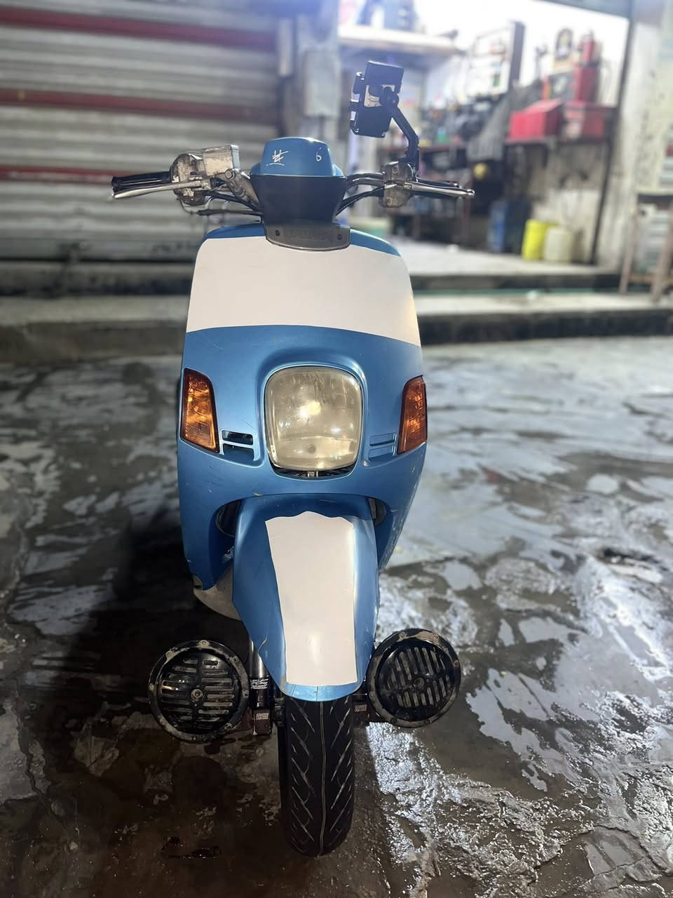 سلام علكم 
دراجه بوليس للبيع
دراجه مكينتها مفتوحه
سلف هندر ْ
دراجه خير من الله سعر ٦٥٠ 
الهاتف :.***********
