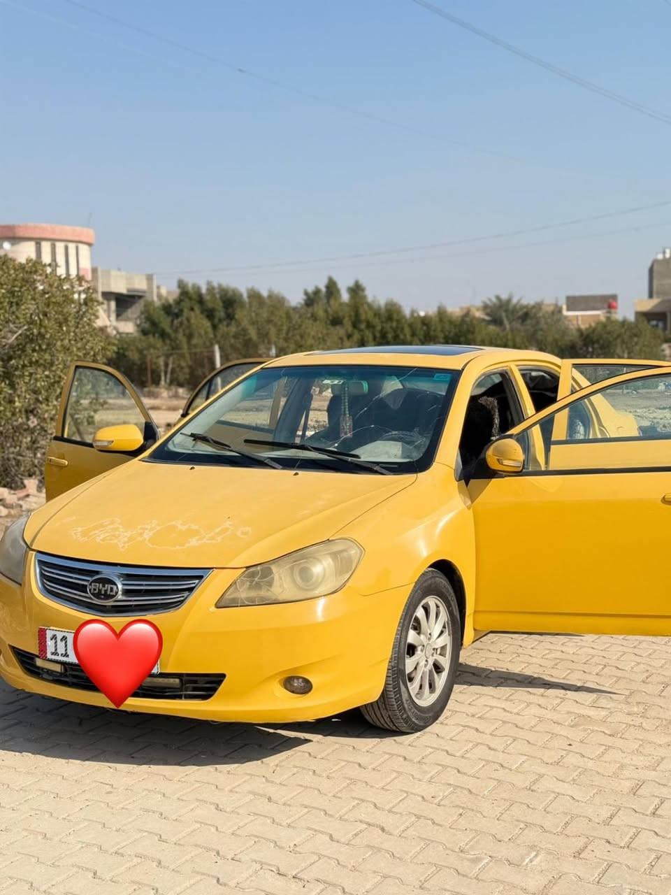 سيارة بي واي دي للبيع G3 2013 رقم بغداد انكليزي جديد صار شهر من رقمتها جاهزة مابيها اي نقص كير مكينة صدر امامي خلفي كله تمام مكينة 1800 كير اوتو داخل نظيف كشنات جلد بلادي تحكم استيرن فتحة وبصمة سيارة كلش نظيفة ومرتبة وحلوة مكفولة من دعامية للدعامية سنوية جديدة ابسمي تحويل ثاني يوم السعر 55 بيها مجال حك الجية 
***********
