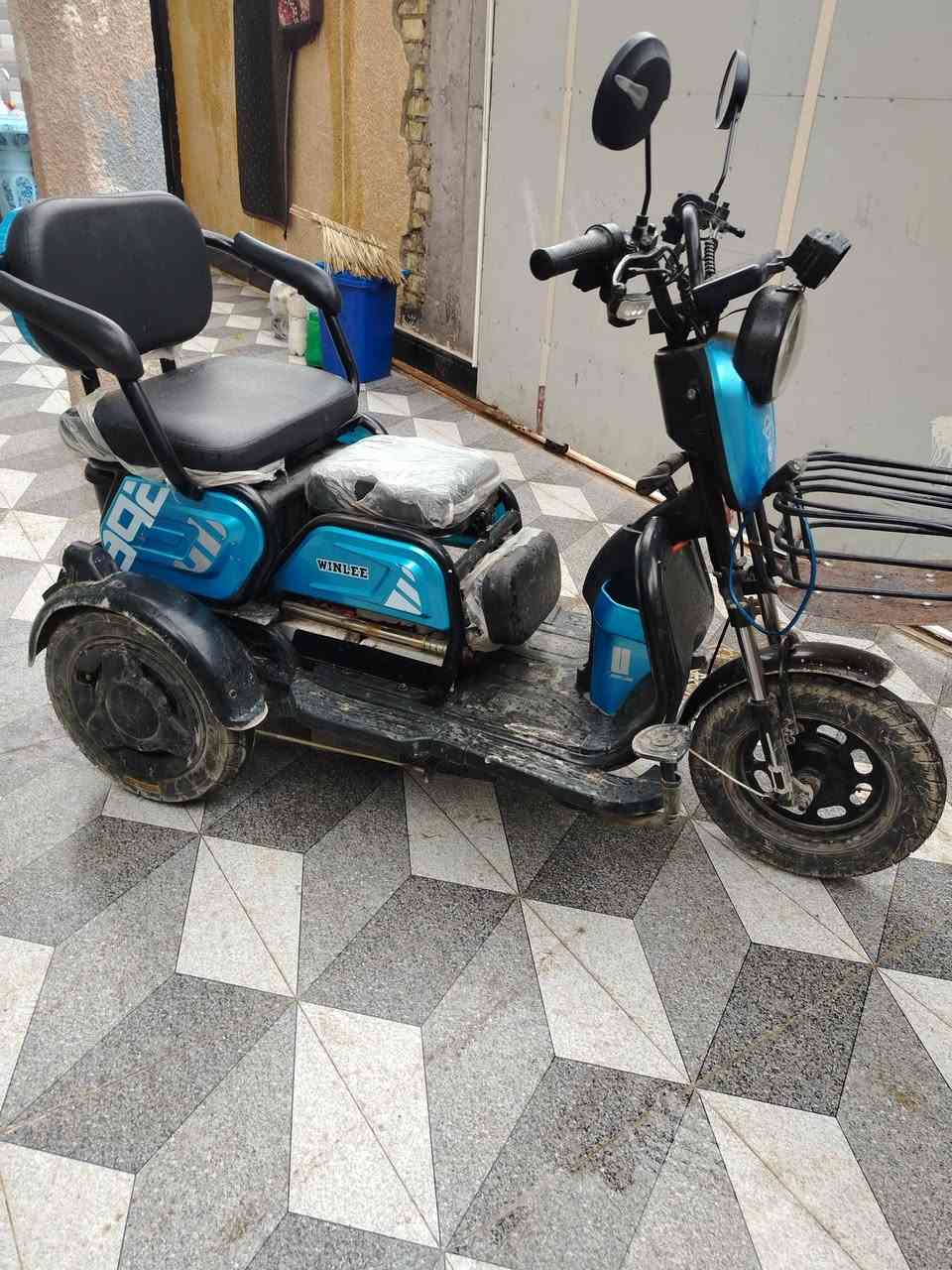 السلام عليكم ورحمة الله وبركاته  جديده ابو غريب الحصوه
دراجه للبيع     700الف   ***********
