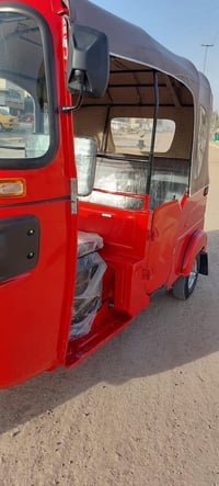 تك تك للبيع السعر مليون و200 07817706630