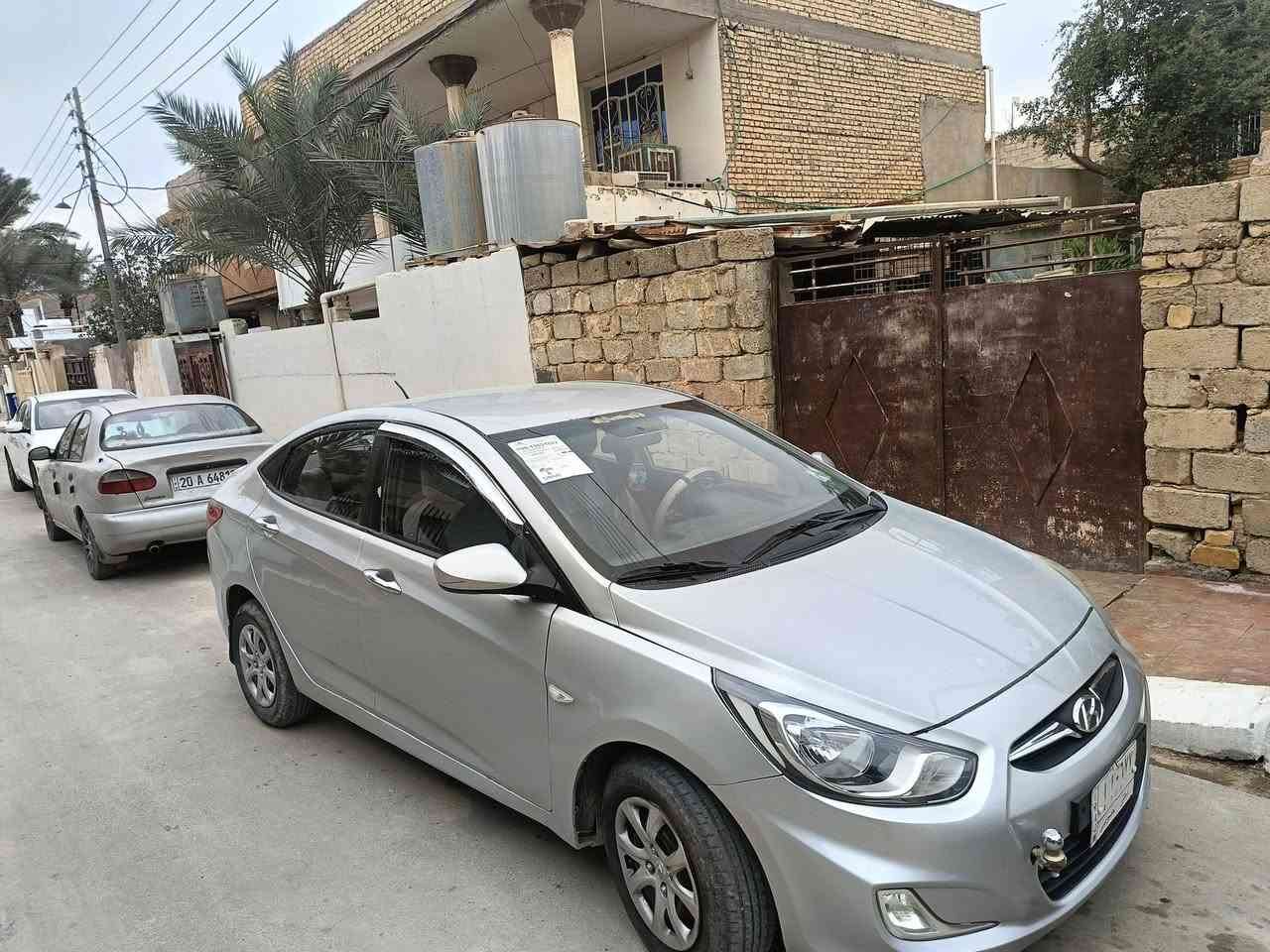 السلام عليكم اكسنت 2011 مكينه 1600 السياره مصبوغه عام السعر75 مكاني ديالى تحويل ثاني  رقمي***********
