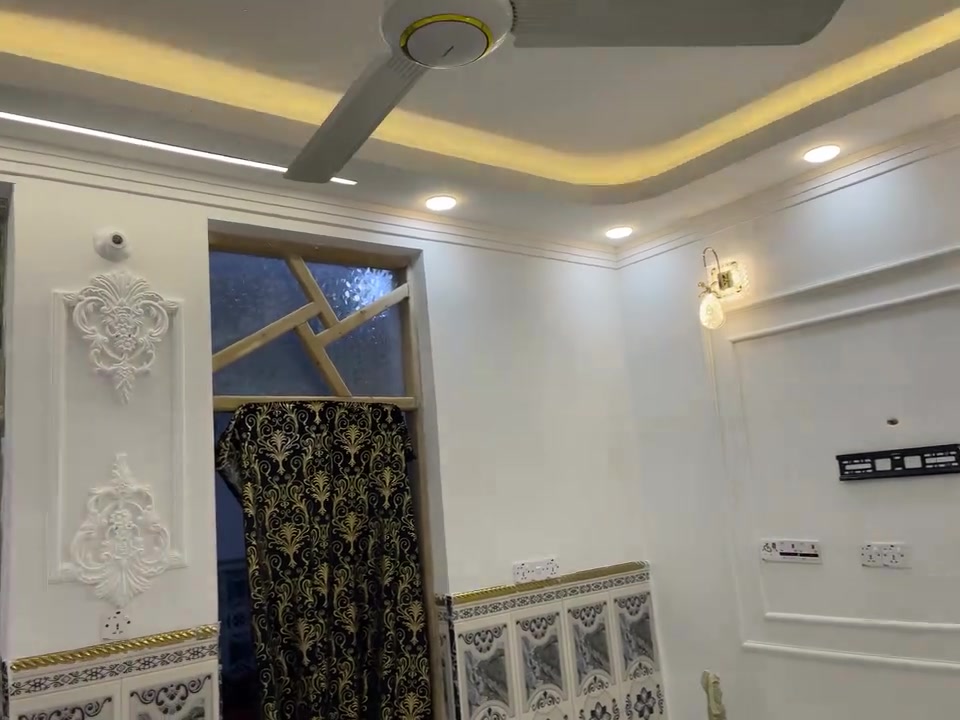 اللهم صل على محمد وال محمد 
تم بحمد الله اكمال استقبال وصاله الأخ رحيم الحريشاوي بوكس جبس بورد كيرف مع صبغ جوتن سكاي لايت وربط الاناره 

مكتب الساعدي للديكور 
***********
