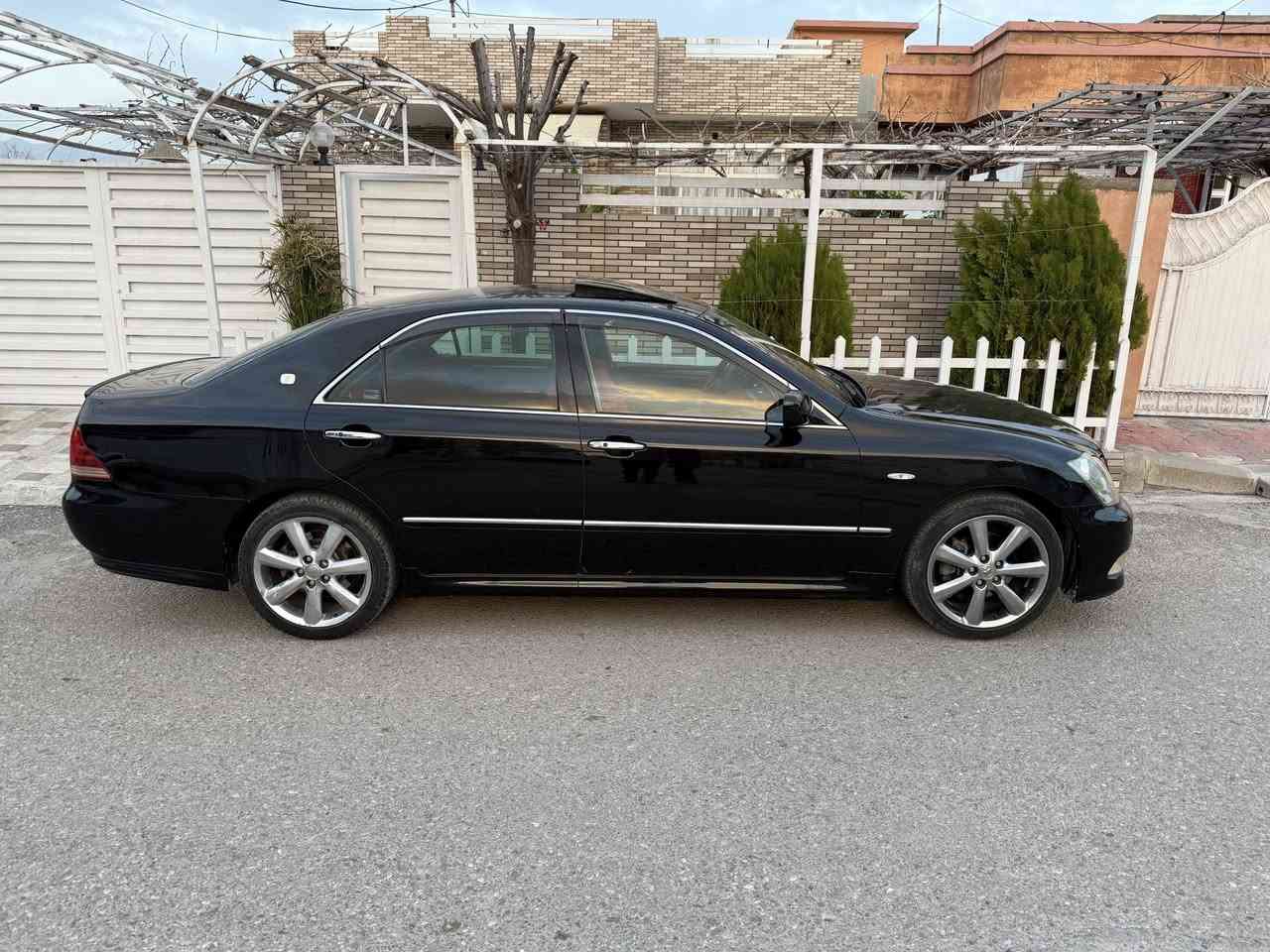 بە ناوی خودای گەورەوباڵادەست
کراون شاهانە مۆدێل ٢٠٠٧موس بي بؤياغ گيرگه وره مكينه بچوك سئ دوگمه وفؤرميكاسور شاشه وكاميرانمونه بي دوكه ل ته بريدوبريك به سراوه جامي هه لگيراوه كامله به شه رتي بئ بؤياغ سؤنه رم داناوه له هلبجه ي شهيدم سيعري قوفلي ٦٣نیو***********
***********
