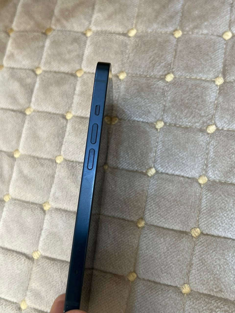 5ا للبيع: آيفون 13 عادي (iPhone 13)
الجهاز بحالة الوكالة ونظيف جداً (أخو الجديد) ++ الوضع العام: الجهاز قطرة نظافة، ما مفتوح ولا مصلح ولا مبدل بي أي شي نهائياً (على الفحص
والشرط).
سبة البطارية: H %88 (أصلية وتطول وياك يوم
كامل بالراحة).
الملحقات: بدون ملحقات
المساحة التخزين:128
• الملاحظات والميزات:
الجهاز استخدام نظيف ومحافظ عليه حيل (بدون أي شخوط أو عيوب).
كلشي بيه شغال (Face ID, True Tone) وعلى
وضع الشركة.
السعر: [480] (بي مجال بسيط للشراي الطيب).
9 الموقع: [بغداد-الغزاليه]
ما للتواصل والاستفسار: راسلني على الخاص أو اتصل على الرقم: ***********
