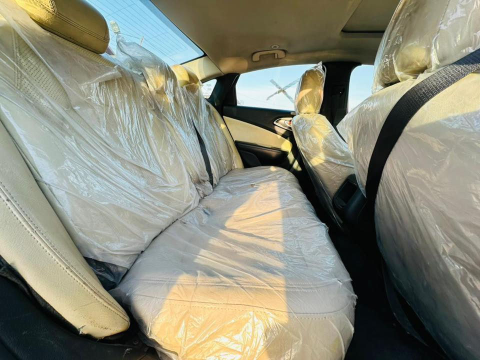 سلام عليكم
c200 2015
فول السياره داخل بيجي فتحه 
رقم بابل 
حادث بس بنيد سطحي موضح بلصور
سياره جاهزه مجهزه 
محرك 2400المرغوب
السعر خاص
للاستفسار/ ***********
