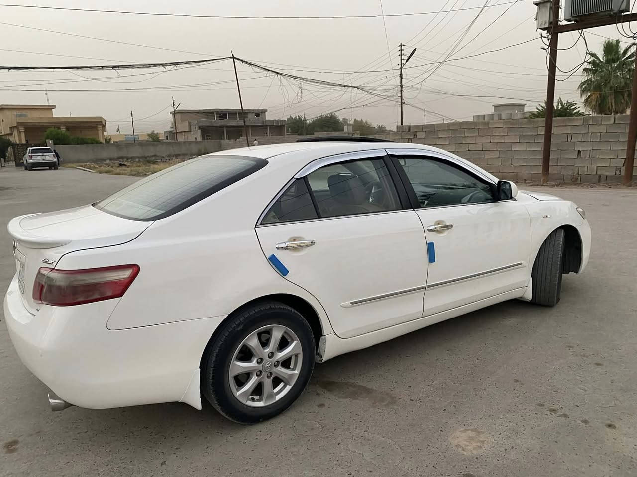 السلام عليكم للبيع كامري 2008 خليجي ( GLX ) اعلئ فئه رقم بغداد انگليزي  تحويل ثاني يوم المحرك 2400 المرغوب السياره فول 
سعر 107مجال. بسيط 
للاستفسار اتصل 
***********
