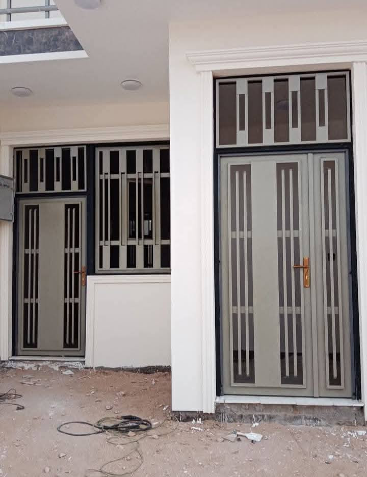 حداد عامه بيبان والشبابيك
والسندويج والمحجرات وكافه اعمال الحدبديه 

يوجد نظام القصاد 

العنوان بغداد الشعله 

***********

***********
