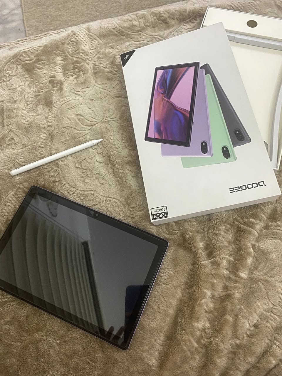 ايباد للبيع ذاكرة 128 مكان بغداد نظيف جدا استعمال 4 اشهر فقط هو والقلم والعلبة وكفر .


**إذا كنت صاحب هذا الإعلان وتريد حذفه لأي سبب، رجاءا أرسل رسالة إلى الدعم الفني**