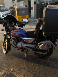 هاي بوكسر موديل 23 رقم نكليزي دراجه نضيفه حيل مكان بغداد دوره 07731630...