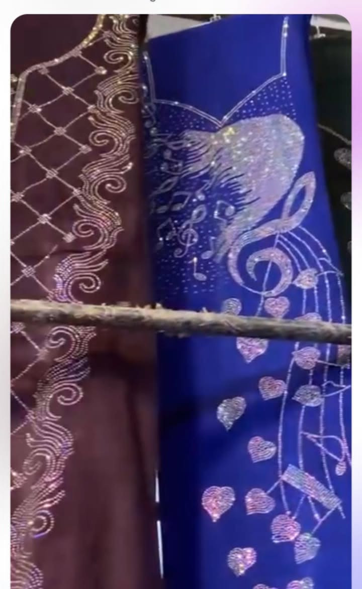 أبيع اثنتي عشرة قطعة ماكسي في الشتاء الثاني، وفي الشتاء الرابع كان السعر خمسة عشر قطعة، وأبيعها في اثنتي عشرة قطعة.


**إذا كنت صاحب هذا الإعلان وتريد حذفه لأي سبب، رجاءا أرسل رسالة إلى الدعم الفني**