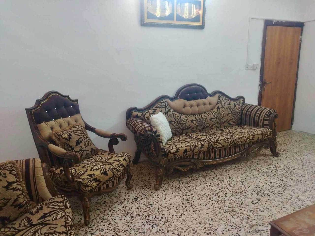 السلام عليكم
قنفات رئاسي للبيع اربع قطع صغار واثنين كبار السعر 350 وبي مجال بسيط العنوان موصل القادسية للأستفسار اكثر ع الخاص


**إذا كنت صاحب هذا الإعلان وتريد حذفه لأي سبب، رجاءا أرسل رسالة إلى الدعم الفني**