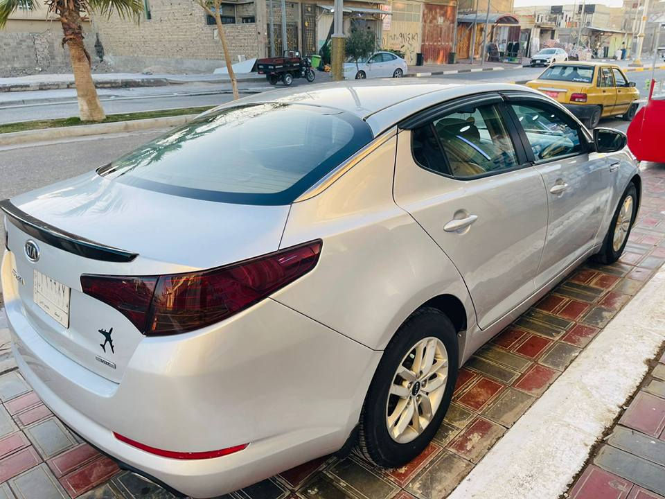 اوبتيما 2013خليجي
محرك 2000 دوش
حدادية جديدة
منظومة تبريد جديدة
رقم واسط 
شاشة اندرويد كامرا دوارة
عداد الكيلو متر 338 الف
ضرر دور الجاملغ الخلفي عكس السايق مع الباب
صبغ 3 قطع جاملغ عكس السايق وبابين الصدر والخلف
باب الصدر مصبوغ ملاون بدون حادث
عنوان السيارة كربلاء المقدسة
السعر 117 $ قابل للتفاوض كربلاء, العراق


**إذا كنت صاحب هذا الإعلان وتريد حذفه لأي سبب، رجاءا أرسل رسالة إلى الدعم الفني**