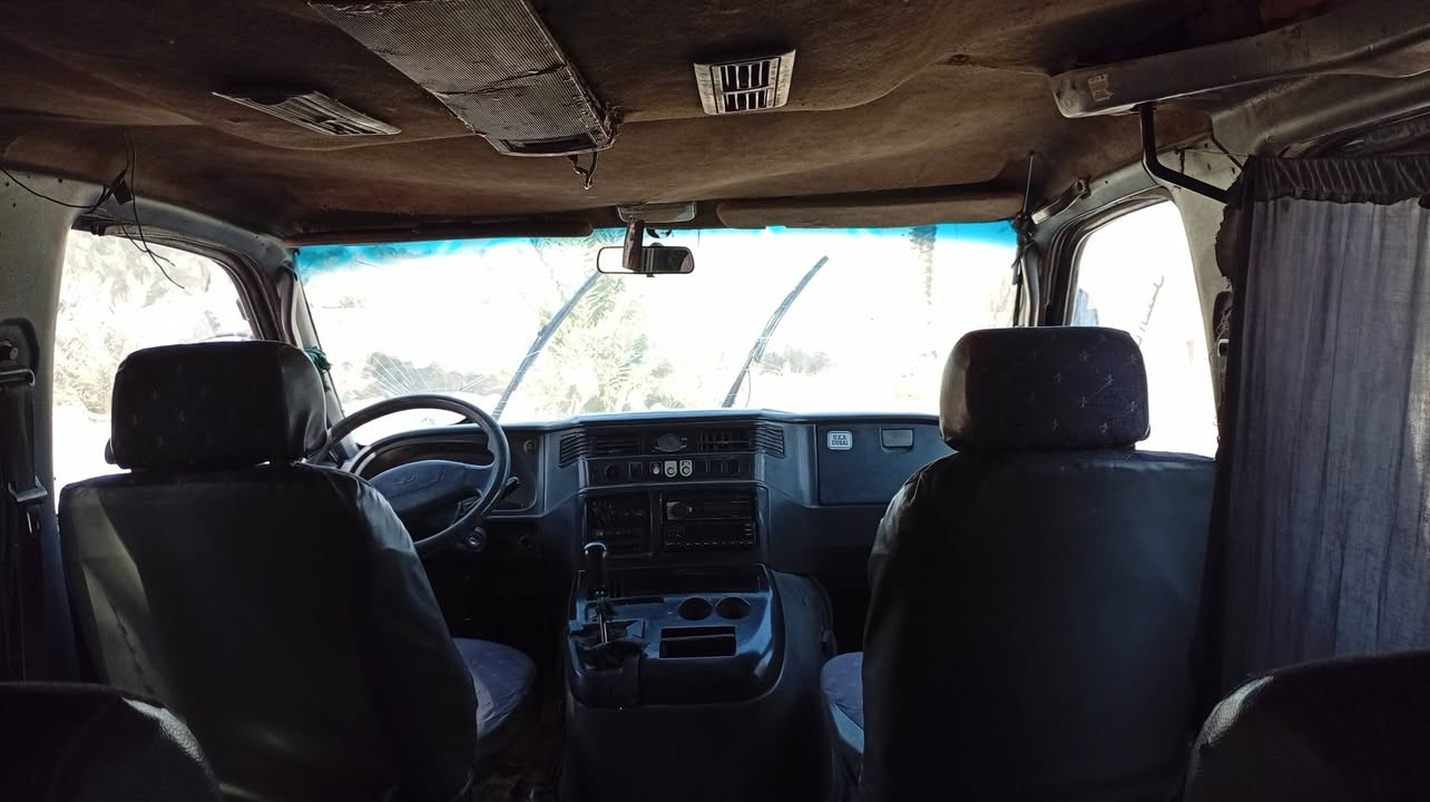 سلام عليكم ستانه البيع موديل 96 مكينه وكير مكفولات تخم تاير جديد دوشمه جديده  السعر 50وبيه مجال حك الجيه عنوان السياره بابل قضاء القاسم رقم الهاتف ***********
