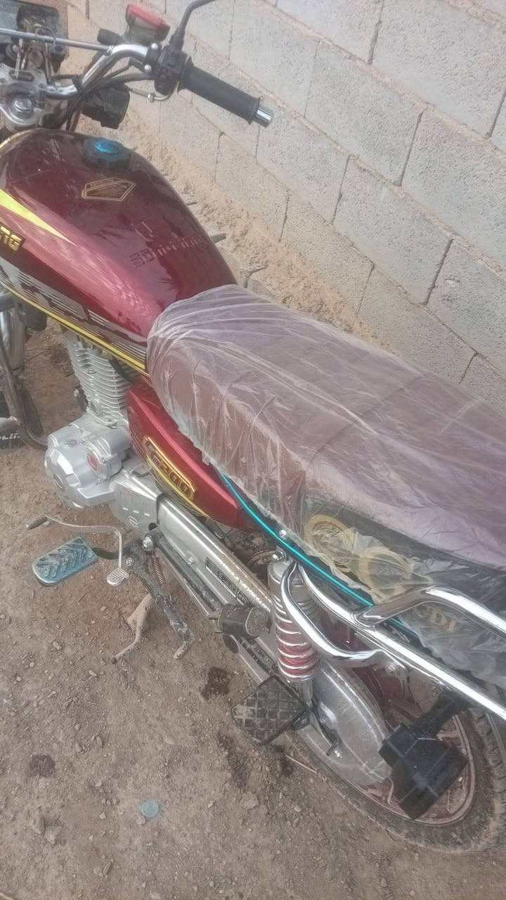 سلام عليكم دراجه سيفان موديل 25 دراجه جديدة مابيه ايعيب سعر 750  اوراق كامله مكان دراجه الحويش سعر دراجه ***********3
