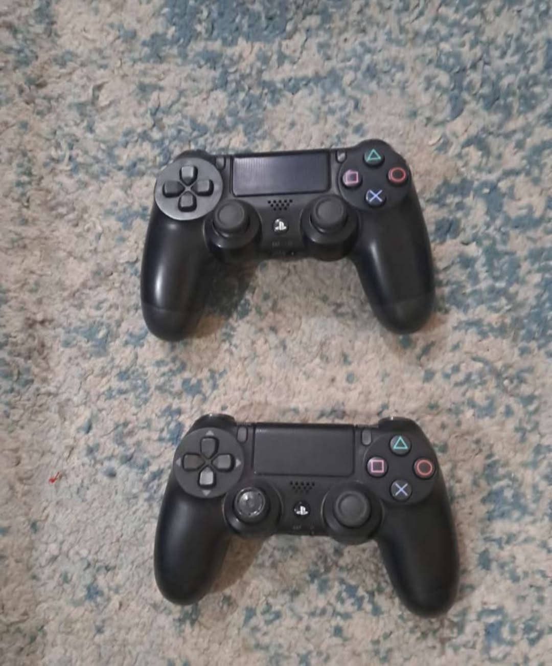 بلي ستيشن4 برو   4k حقيقي
نضام 9 مهكر (افضل نضام)

ذاكرة 1 تيرا 

جهاز نظيف 100./.  جهازي الخاص 

شرط غير مفتوح وشرط مو مال باله 

مع الضمان 

2 جويستك اصلي وليس تجاري

(السعر خاص) 

عنواني كربلاء لاتوجد خدمة توصيل

‏

الالعاب + مكتبة كيم باتوا👇

‏God of War (2018) 

‏ Grand Theft Auto V (GTA 5)

‏ Battlefield 4

‏  2 Call of Duty: Modern Warfare 

‏ Resident Evil 2 Remake 

‏ Resident Evil 7: Biohazard 

‏PES 18

‏ eFootball 2025 

‏PES 25 

‏ Limbo 

‏ Inside 

‏ eFootball 

‏ Detroit: Become Human 

‏Brothers: A Tale of Two Sons 

‏ Cuphead 

‏Elden Ring

17 لعبة ....


**إذا كنت صاحب هذا الإعلان وتريد حذفه لأي سبب، رجاءا أرسل رسالة إلى الدعم الفني**