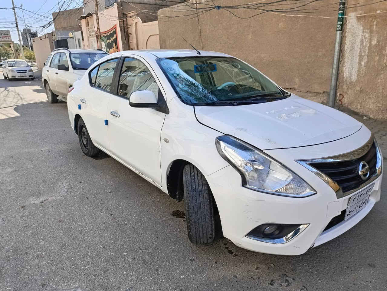 نيسان صني موديل 15 محدث 21سياره ادوات كصه جنطه  سياره كارتون جاهزه تبريد ثلج حداديه كارتون سياه ماعيزه برغي السعر 42 بيه بيه مجال حك الجيه لاستفسار ‏‪***********‬‏
