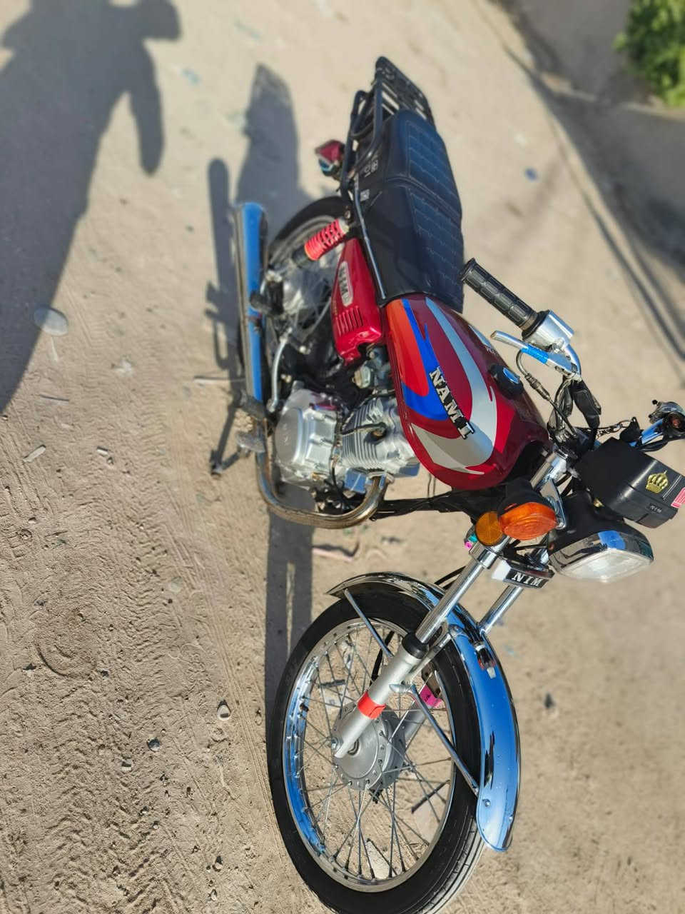 نامه امتياز سكنر سكنر مكينه مامفتوحه دراجه خير من الله نضافه انضف من لصور دراجه كاملة من كلشي السعر 650 بيهه مجال بسيط حك الجية مكاني نجف ابو صخير  للاستفسار ***********
