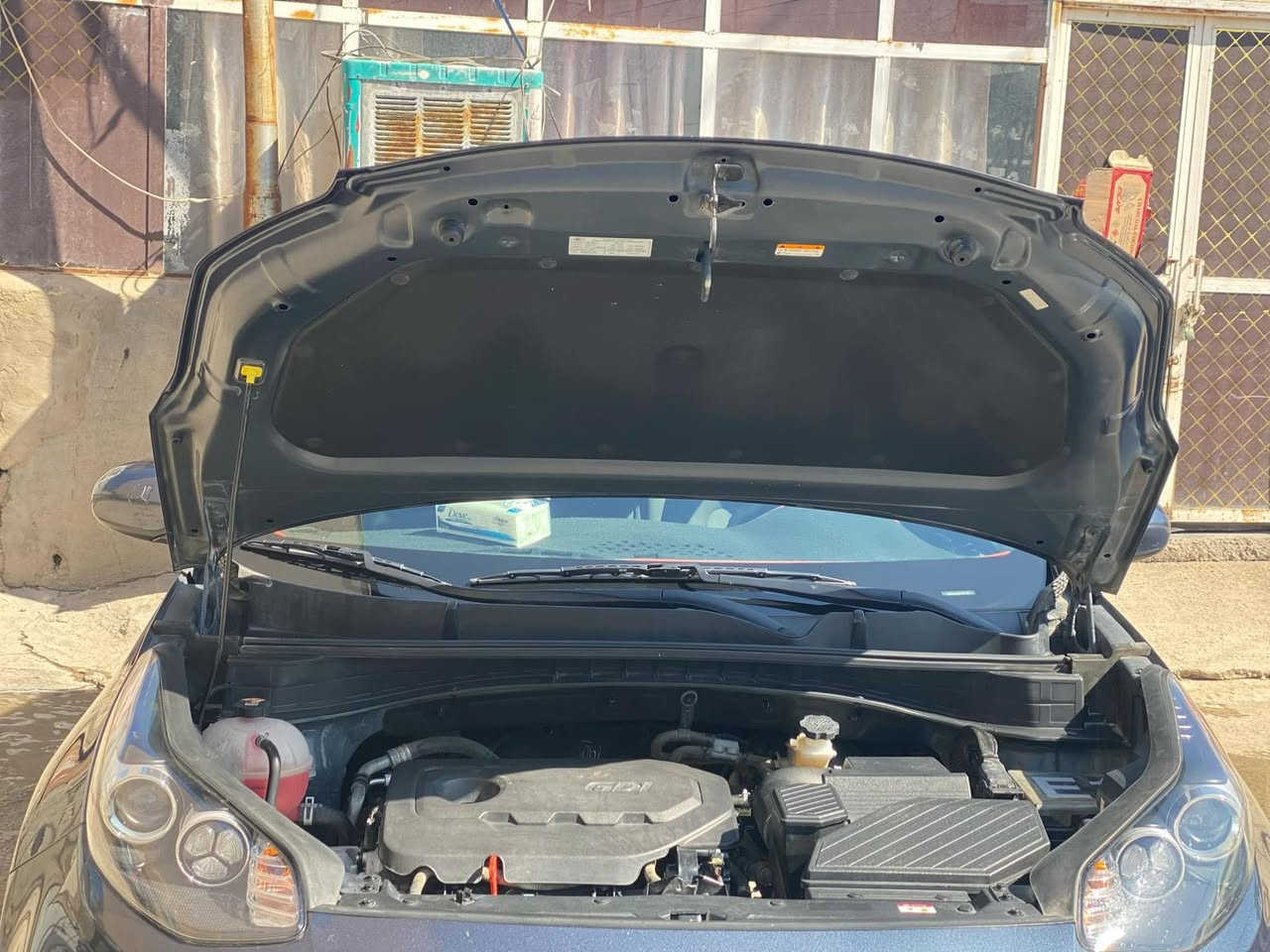 السلام عليكم
سبورتج 22 وارد امريكي رقم بغداد بسمي 

حادث موضح بالصور فقط الباقي مكفول ماشية 80ميل 

مكانها بابل المحاويل  

السعر 182 وبيها مجال 

***********
