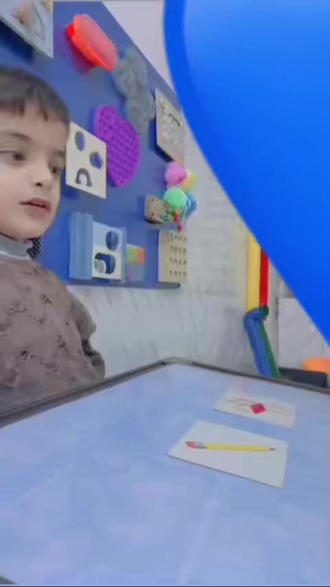 أنتَ مميز… حتى لو لم يستطع العالم أن يفهمك من أول مرة.
أنت قوي، حتى لو بدا طريقك أطول من غيرك.
أنت ذكي، حتى لو كانت طريقتك في التعبير مختلفة.

لا تخجل من اختلافك، فاختلافك هو قوتك الخفية.
أنت ترى التفاصيل التي لا نراها، وتشعر بالأشياء بعمق لا نشعر به،
ولك عالم جميل مليء بالألوان والأفكار والأحلام

للاستفسار:
الاتصال بالأرقام التاليه
***********
***********
العنوان فلكة ابو سمير
