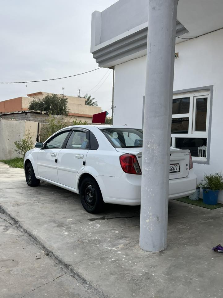 سلام عليكم
اوبترا / 2011 شركة العامه 
كير محرك مكفولات ترايك وين ميعجبك 
عليهه ادامه كامله سياره جاهزه  ومتعوب عليه
صدر امامي خلفي جديد مشط ستيرن جديد 
سياره جديده وعله وضع الشركه 
شاشه اندرويت تخم تاير جديد 
غرفتهه جديده گلش 
بيهه قطعه وحده صبغ 
سياره بئسمي تحويل ثاني يوم 
السعر : 88قفل 🔒 
مكاني : بغداد 
للستفسار : ***********
