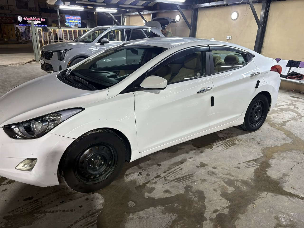 وارد امريكي محرك 1800 ضرر جاملغ وبنيد بدون دواخل رقم مميز جديد شرط التحويل السياره نظيفه وجاهزه من كلشي ماشيه 110 الف داخلها وخارجها ماشاء الله يخبل تخم تاير جديد تدفئه تبربد شغال السعر 103 قفل مكاني بعقوبه رقمي ***********
