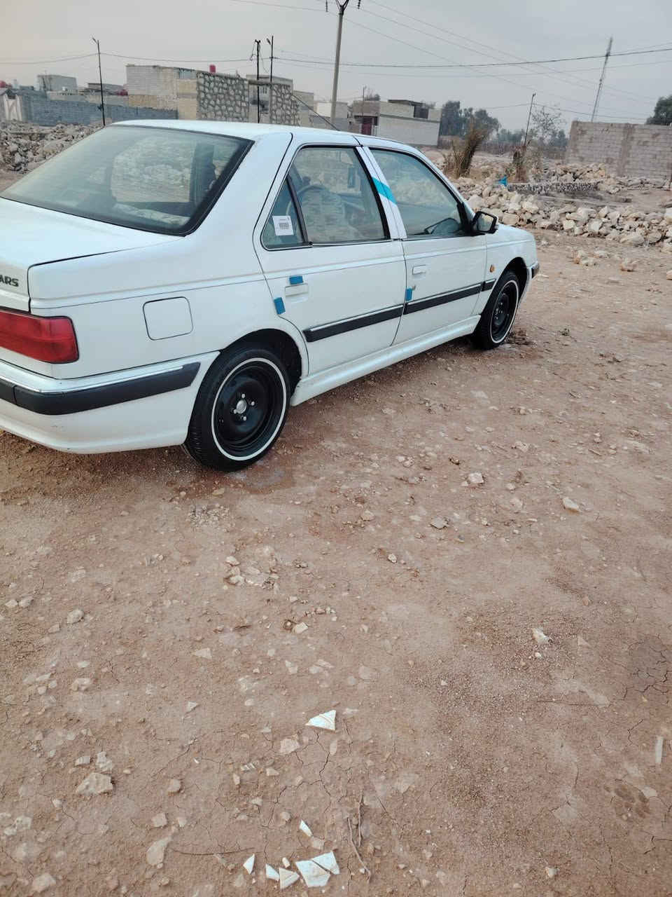 السلام عليكم
للبيع... للبيع
بيجو بارس موديل 2013
سيارة نظيفة من مكينه كير مشروطات تخم تاير جديد جواها رقم نجف دولي حدادية 80٪ بيه رشة صبغ فقط بلبنيد معروضة ب 48 وبيه مجال حك الجيه مكان السيارة نجف للتواصل *********** موجود واتساب
