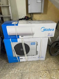 سبلت للبيع ميديا بعده بالكارتونه سعره ٨٠٠ الف سعره بالسوك ٩٠٠ الف وبي ...