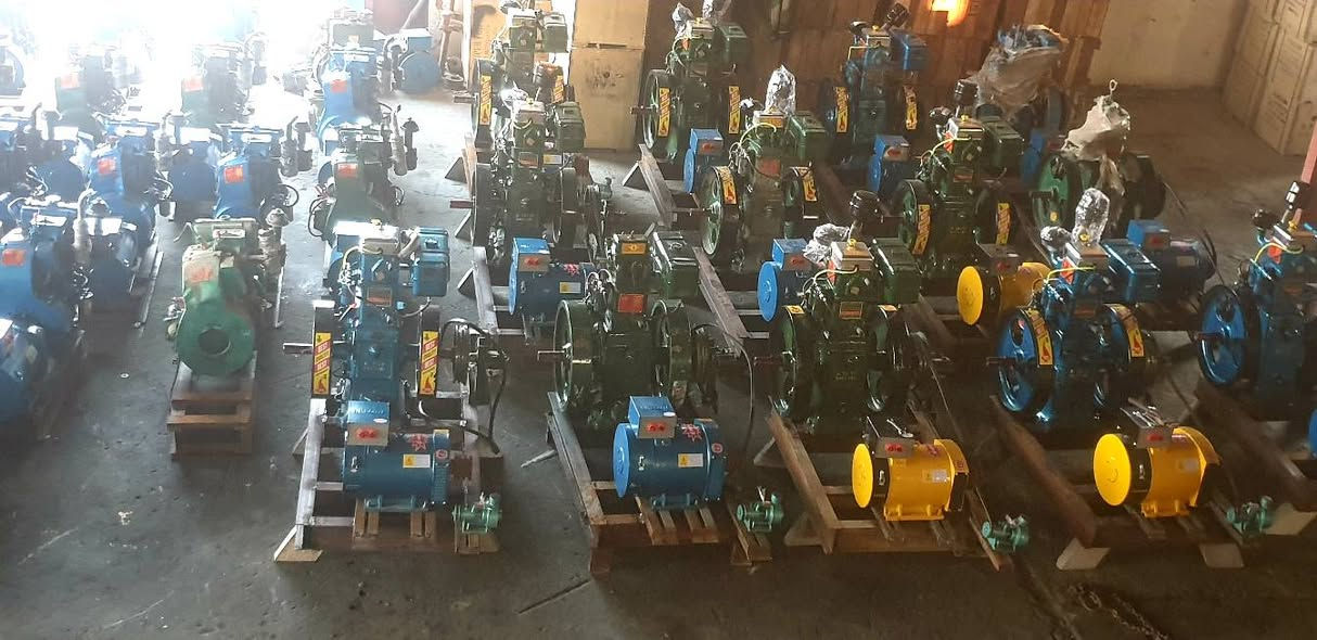 تعلن شركة الساير 
مولدات لستر قايش ٨ حصان 7.5 كيفي   سلف وهندر 
مولد هندي دويز تبريد هواء ١٠ حصان 7.5 كيفي 
العنوان بابل ناحية الشوملي قرب الدفاع المدني 
***********
***********
