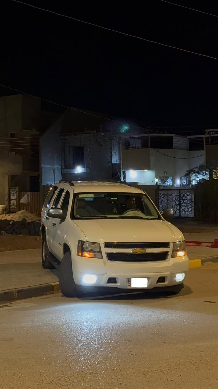 تاهو شيفروليه خليجي موديل (2013) (LT) بدي قصير .
1- كفالة عامة ( بدي + محرك + گير ) .
2- تشغيل عن بعد .
3- فور ويل .
4- تحكمات ستيرن المعتادة .
5- حساسات خلفية .
6- تبريد و تدفئة بحالة الوكالة و بدون اي نقص .
7- تخم تاير نوع ( NEXEN ) الكوري استعمال شهر واحد فقط
8- عداد الكيلومتر 220 الف كيلومتر قابل للزيادة .
9- الرقم اربيل الانگليزي الجديد .
10- السنوية لغاية 2028 تأريخ الإصدار 20/10/2025 .
11- الهزة جديدة غير منتهية .

السيارة بأسمي شخصيآ و بدون اي نقص .
السعر (28) الف دولار - (280) ورقة .
للإستفسار و التواصل على السيم كارت و الواتساب .
( *********** ) … العنوان / البصرة - الاكوات (3).
شكرآ للأدمن للمساعدة في النشر …
تحياتي للجميع …
