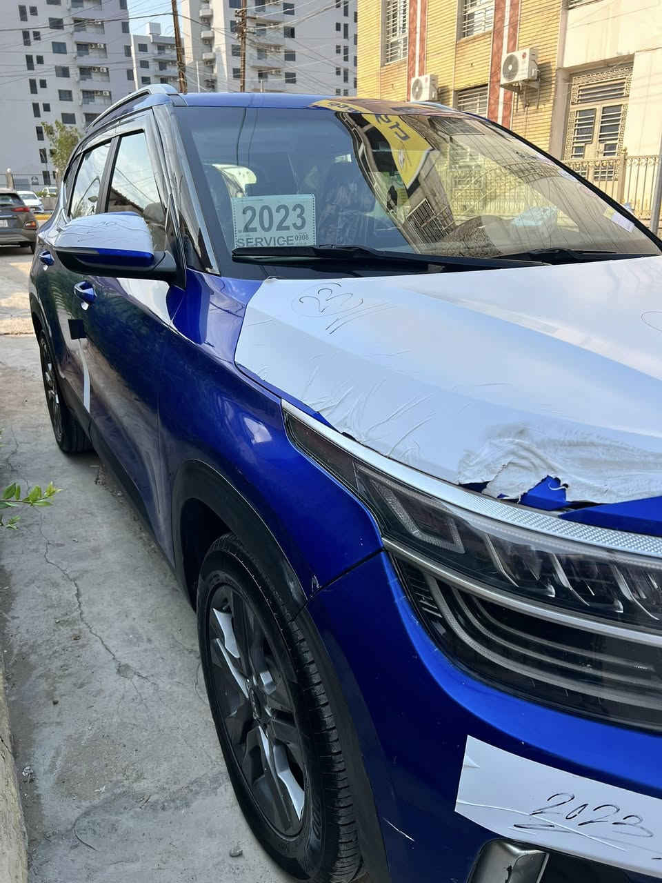 كيه سيلتوس 2023 للبيع 
وارد امريكي حادثه باب خلف سايق مبدل وبيها بارد 

موصفات نص فول 
ماشيه 73 الف 
مكان سياره بغداد البلديات
 للاستفسار ***********
