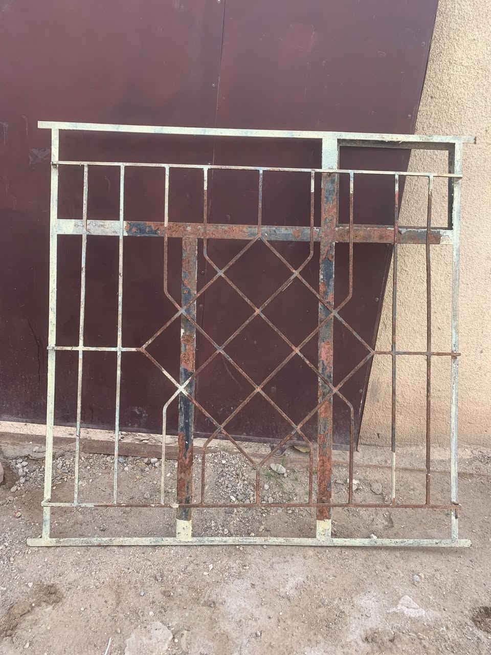 شيلمان بلجيكي نظيف جدا عدد 2
الطول 3.5 م 
شبابيك عدد 3


**إذا كنت صاحب هذا الإعلان وتريد حذفه لأي سبب، رجاءا أرسل رسالة إلى الدعم الفني**