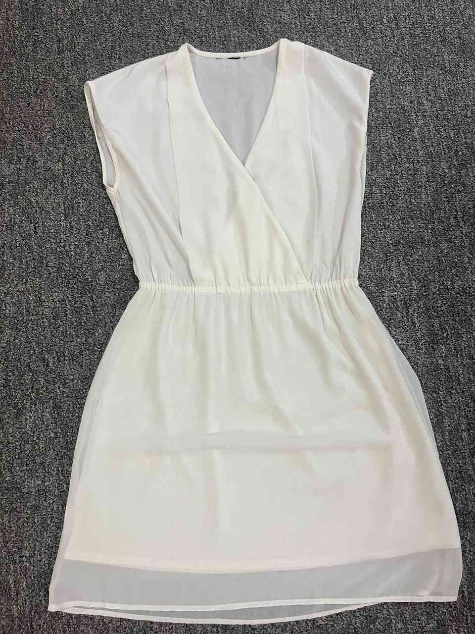 ع ٣  
S,m,L,xl


**إذا كنت صاحب هذا الإعلان وتريد حذفه لأي سبب، رجاءا أرسل رسالة إلى الدعم الفني**