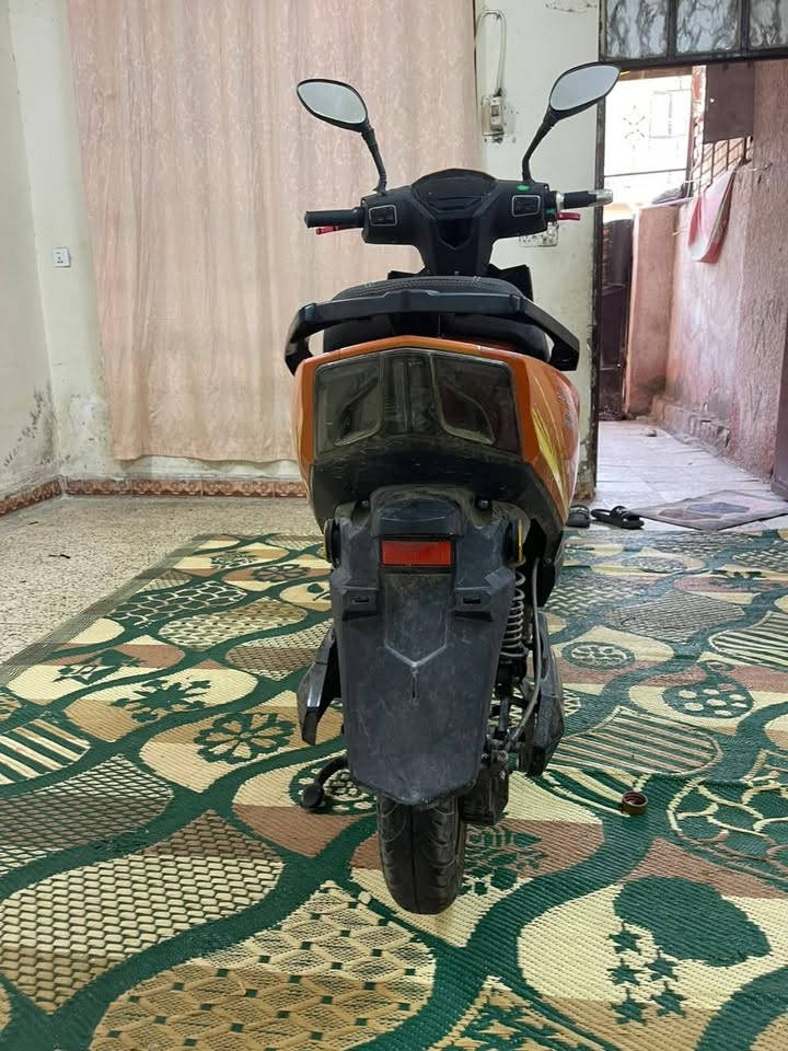 دراجه نقصها باتريات فقط كامل مابيها نقص عنواني بغداد ***********

