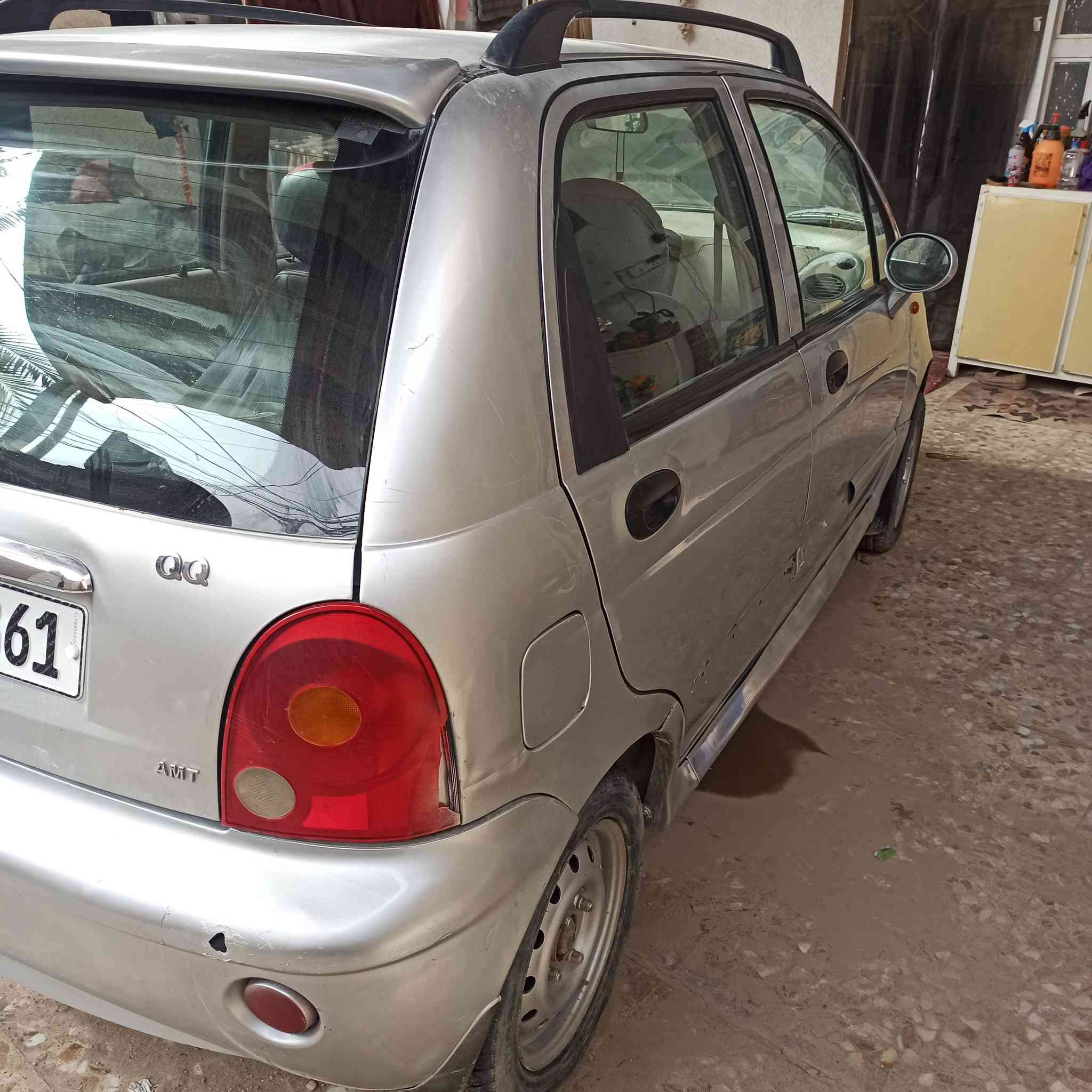 للبيع موديل 12تدفئه تبريد شغال مكينه وكير جاهزه تخم تاير جديد كهربائيتهه كلهه بلادي ماكو اي جطلات ولاكلوب مشتغل بالشاشه   بيهه طخه صوب الجاملغ الخلفي جهة اليسرى مكان السيارة نجف كوفه راعيهه يريد مداورالسعر 26$وبيهه مجال 
***********
