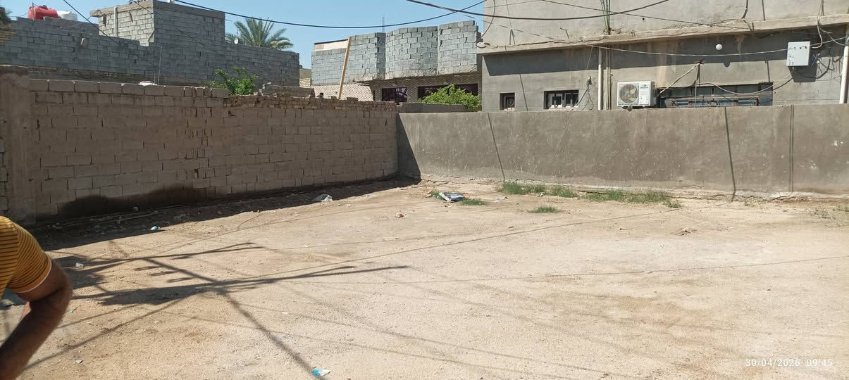 على بركة الله 
قطعة ارض مع بيت مساحة الارض 480متر تحت
 البناء ما يقارب 120متر بناء طابقين بلوك و

 طابوق سقف كونكريت ويوجود اساس من ضمن

 البيت ما مبني جنس العقار طابو زراعي سند25 اقرار محكمة 
                      موقع العقار 

كربلاء المقدسة منطقة الإمام عون بن عبد الله عليه

 السلام يبعد عن شارع بغداد مايقارب اقل من 100

 متر مقابل عمود 230
على شارع فرعي مقرنص 6امتاركافة الخدمات

 من مجاري ومدارس علما القطعه داخل حدود

 بلديه الارض تصلح مجمع طبي او بناء شقق سكنيه

 
سعر #360مليون وقابل لتفاوض للاستفسار اكثر

 يرجى مراسلة الصفحه او الاتصال على الرقم

 *********** 

وللاطلاع أكثر يرجى المتابعة والإعجاب بالصفحه
#الجميع
